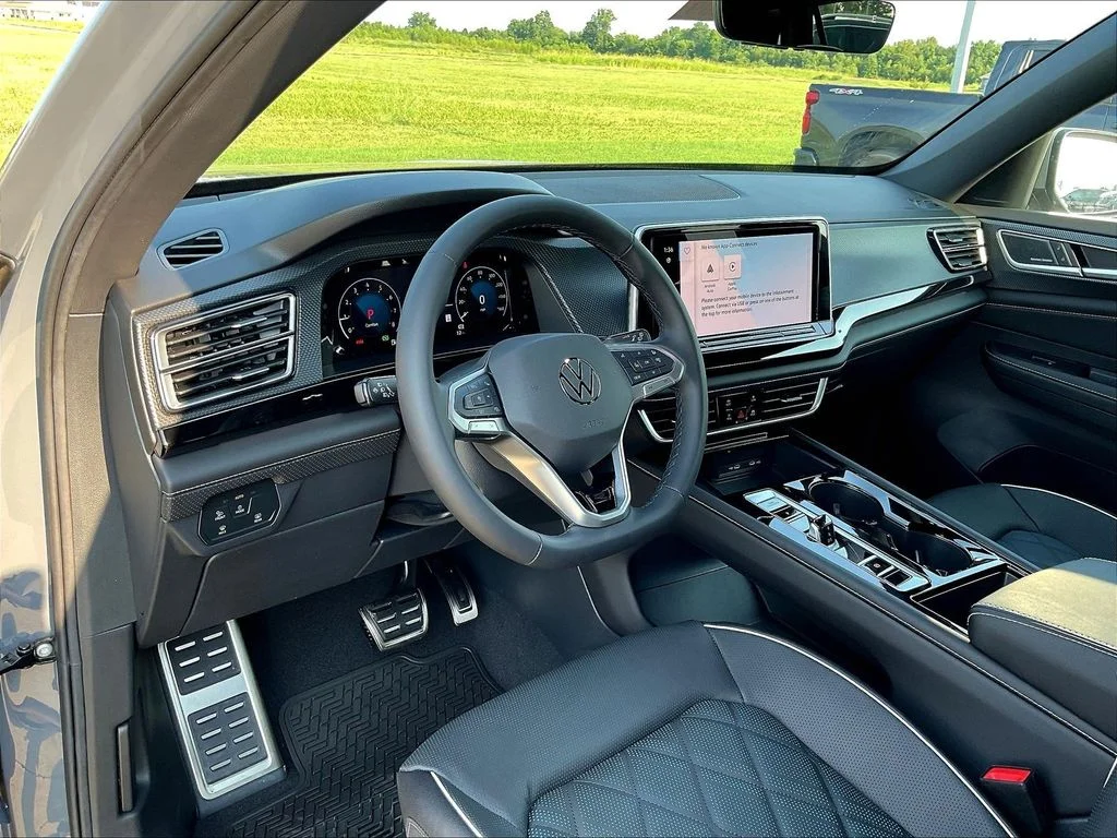 New 2026 Gray Volkswagen 2.0T SEL Premium R-Line image 31