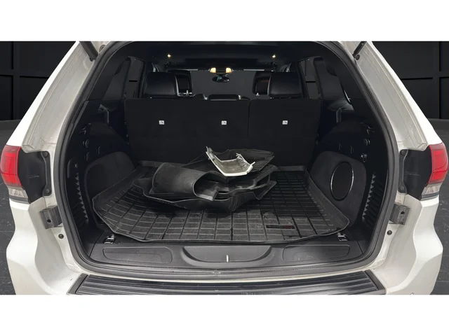 Used 2020 Bright White Clearcoat Jeep Limited X image 26