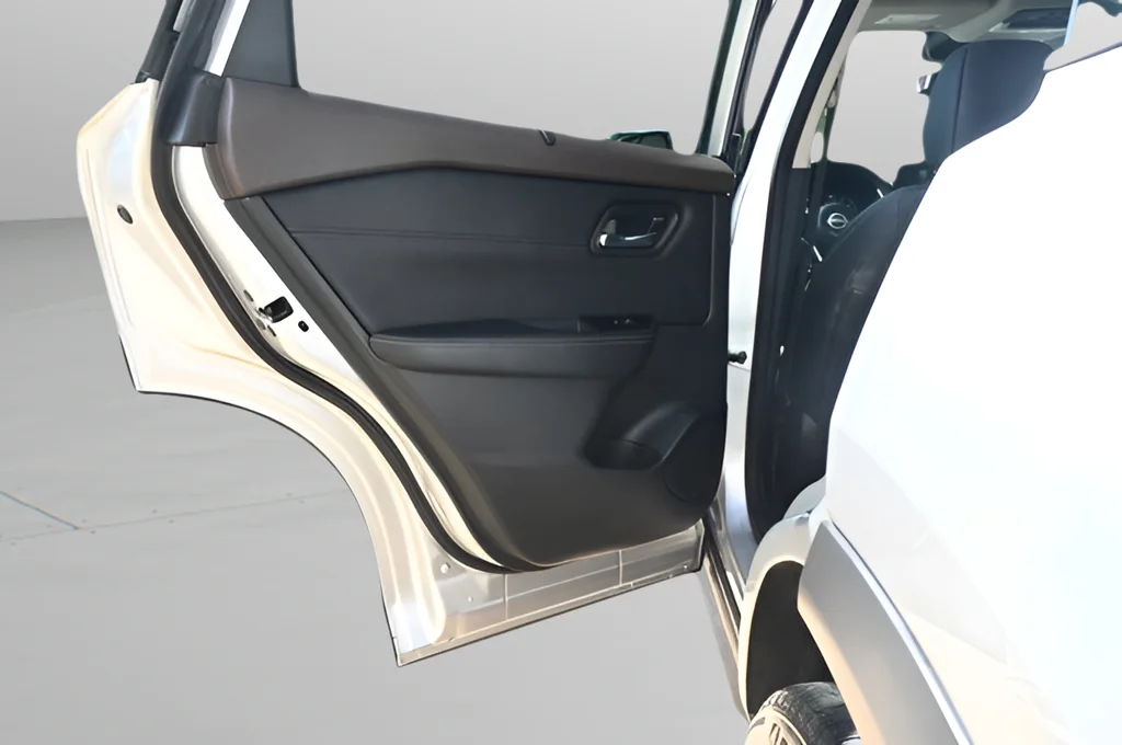 2022 Nissan Rogue SL - Photo 18