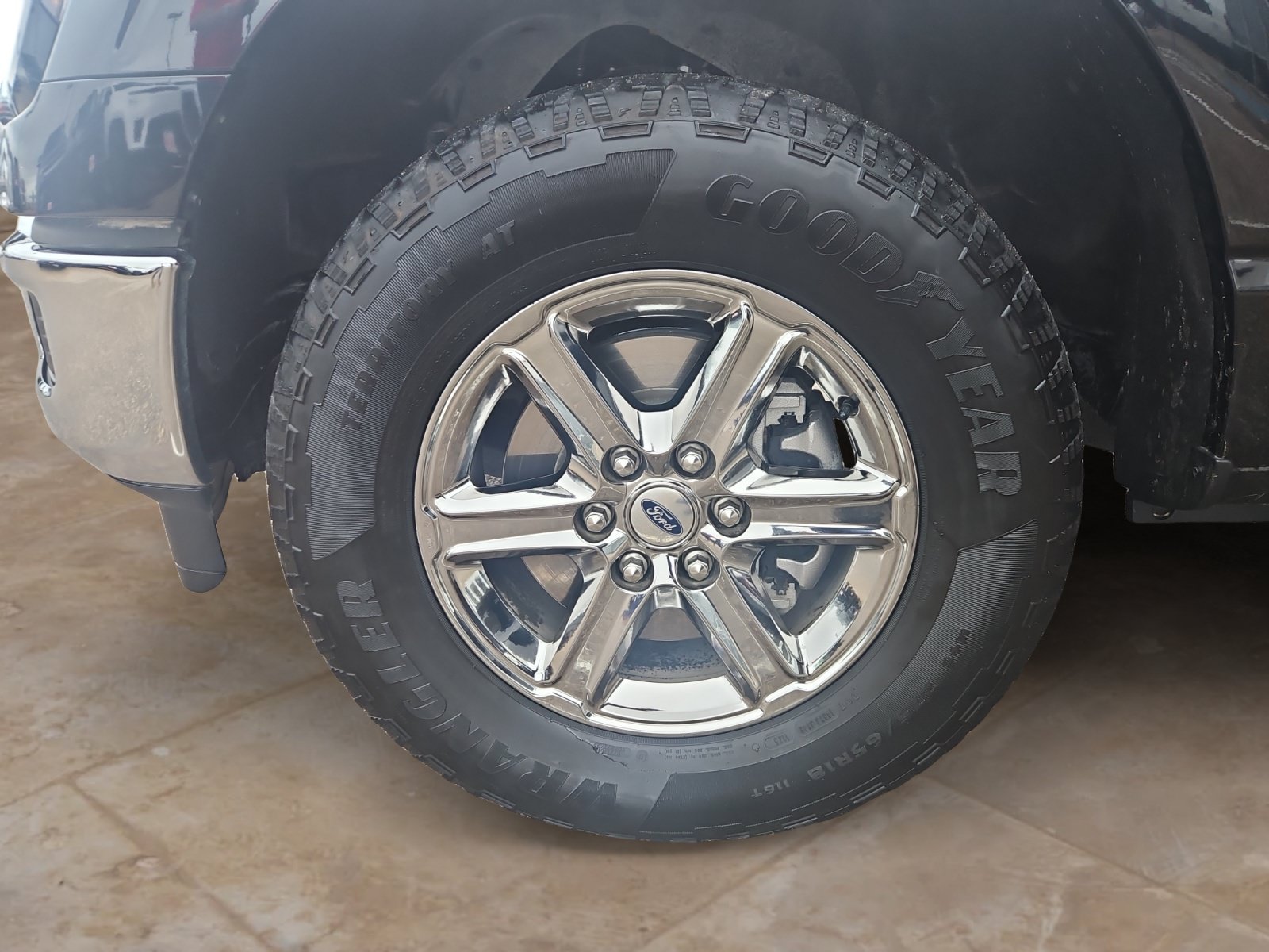 Used 2025 Black Metallic Ford XLT image 25