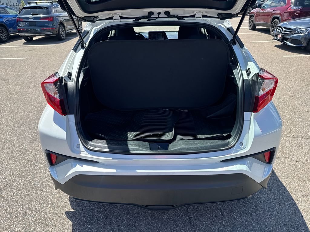 Certified Used 2020 White Toyota XLE image 7