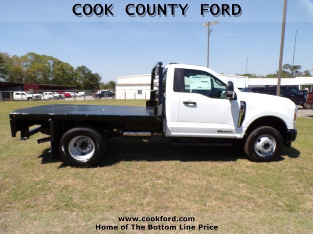 New 2026 Oxford White Ford F-350® XL image 8