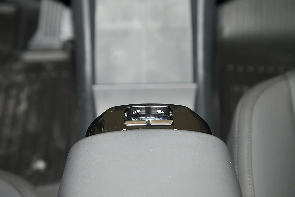 New 2026 Crystal White Volvo Plus image 20
