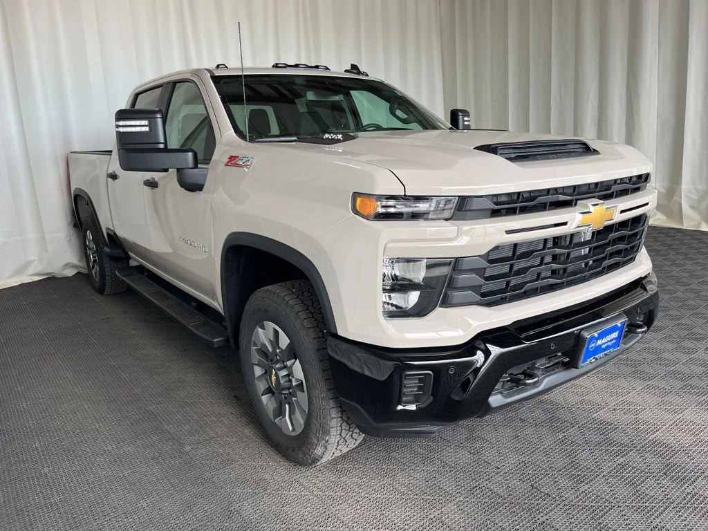 2026 Chevrolet Silverado 2500 HD Custom - Photo 21
