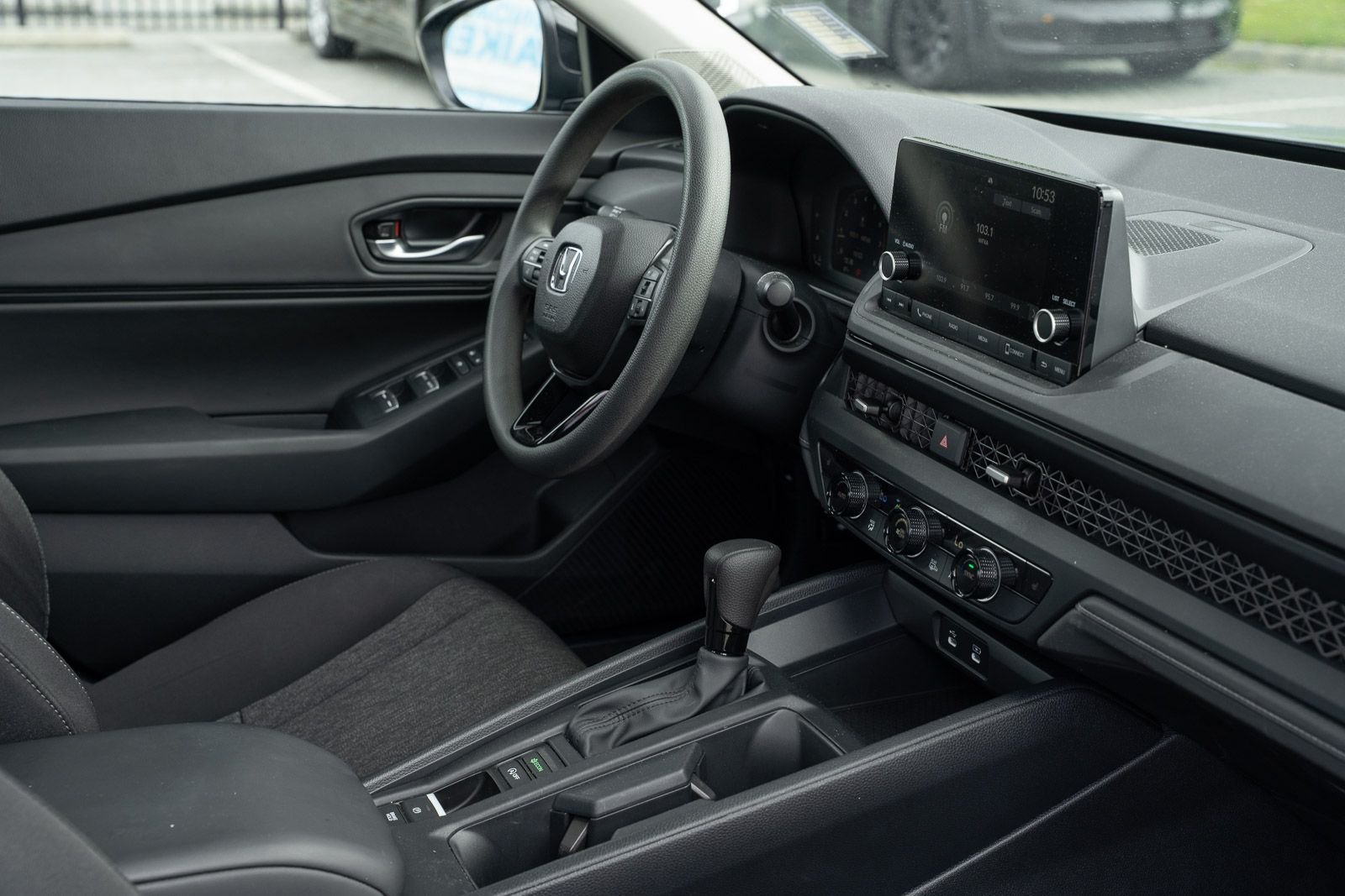2025 Honda Accord SE - Photo 12