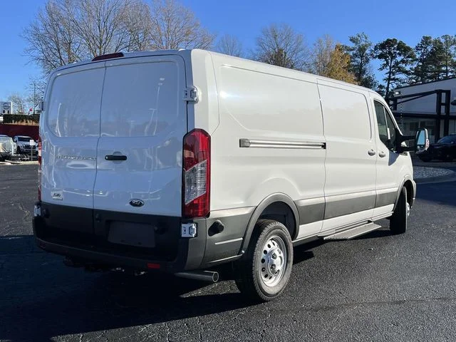New 2025 White Ford Base image 25