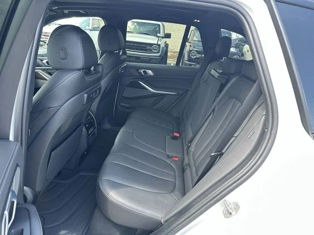 Used 2021 White BMW xDrive45e image 24