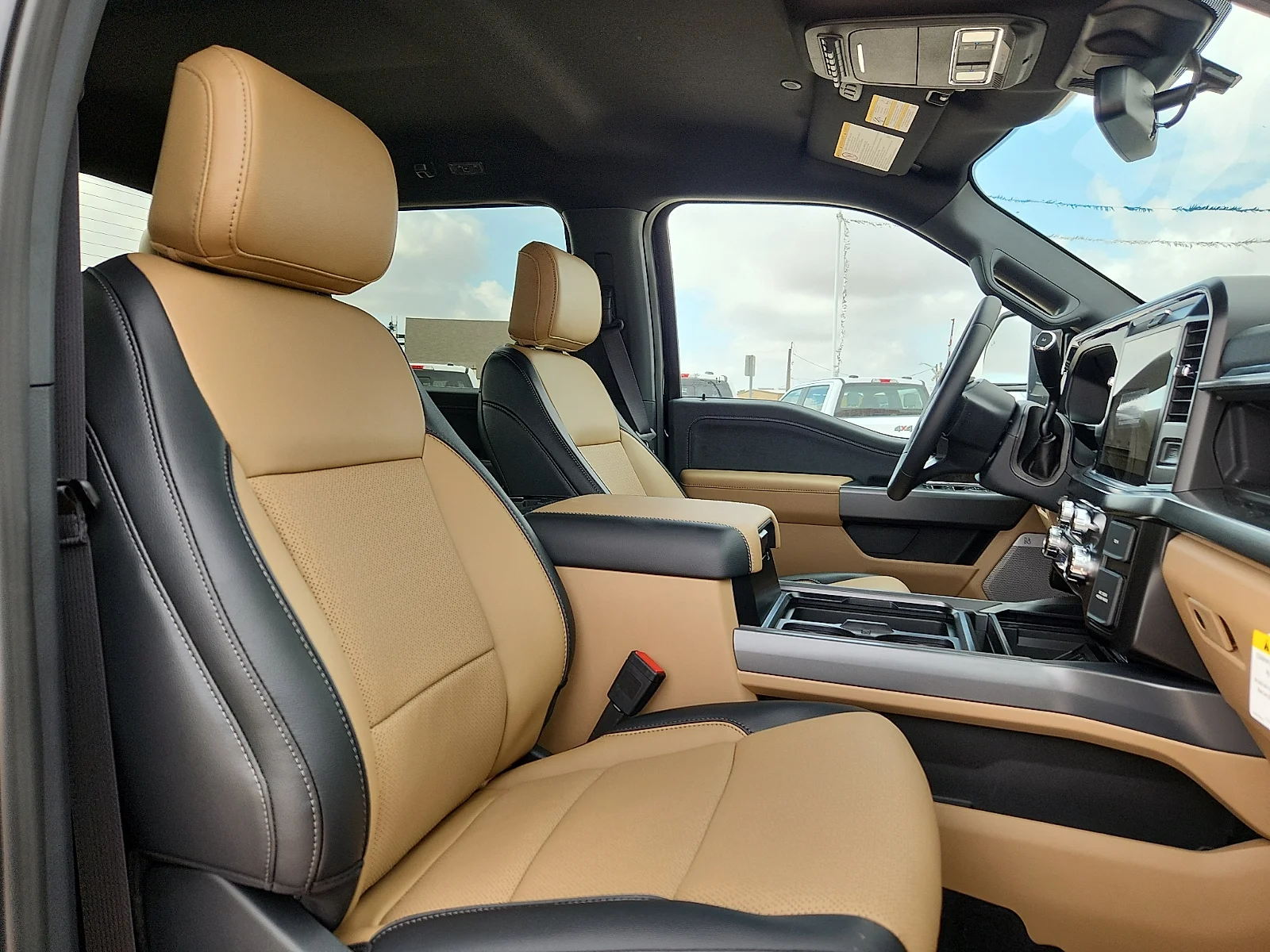 New 2026 Agate Black Metallic Ford F-250® Lariat® image 20