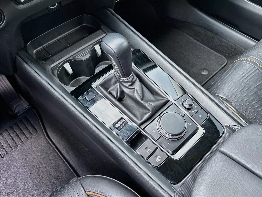 Certified Used 2025 Pearl Mazda 2.5 Turbo Premium Package image 17