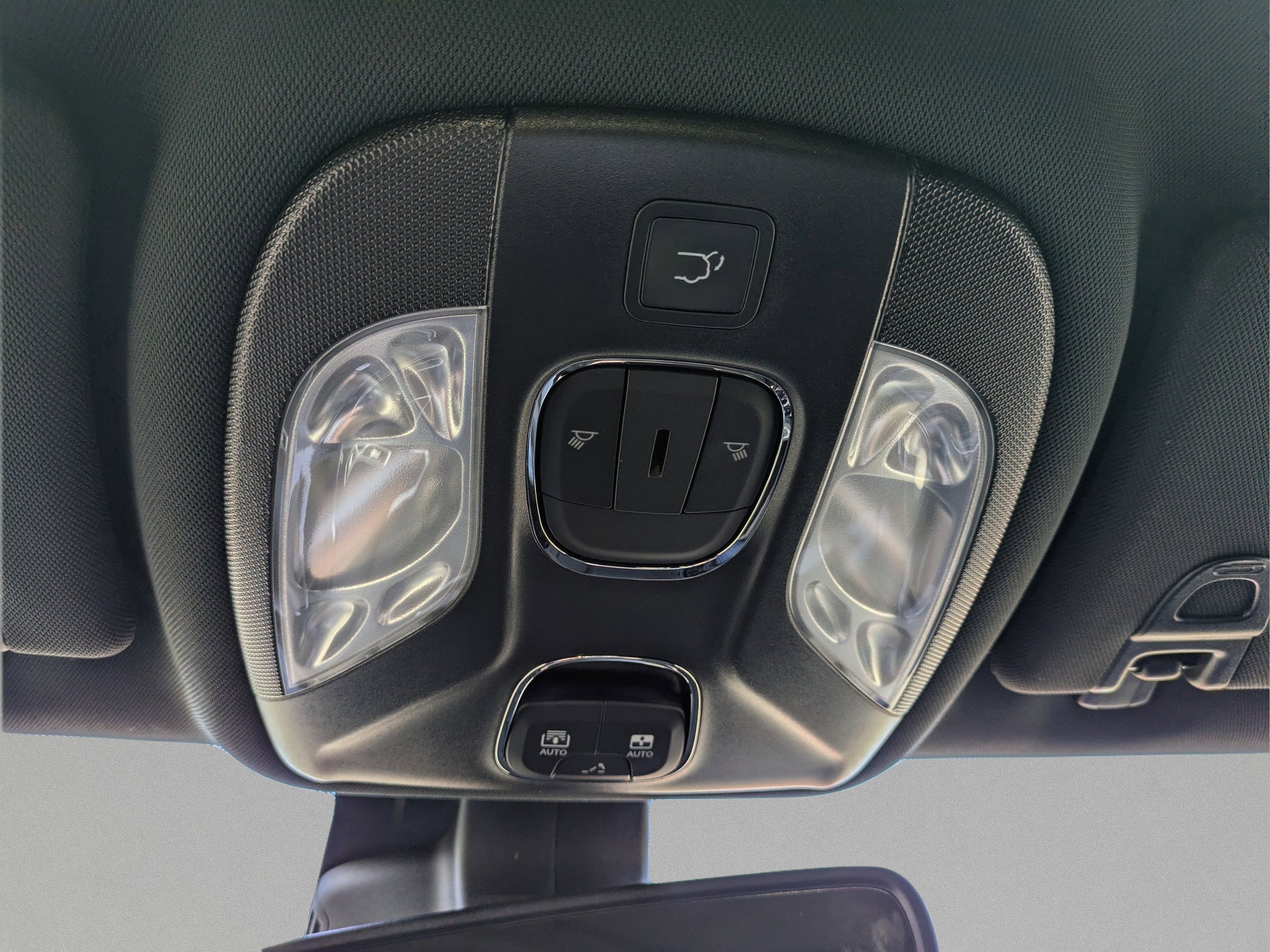 New 2026 Joose (DISC) Jeep Latitude Altitude image 24