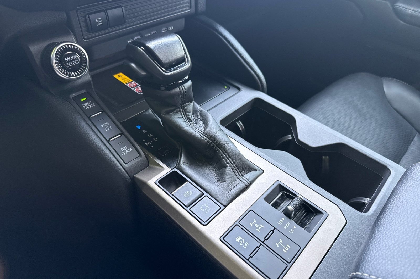 Used 2025 White Toyota Base image 20