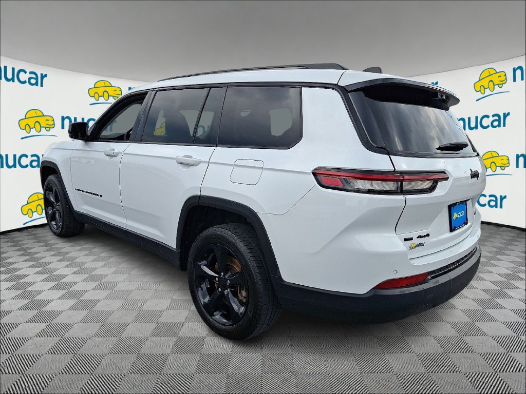 Used 2023 Bright White Clearcoat Jeep Limited image 5