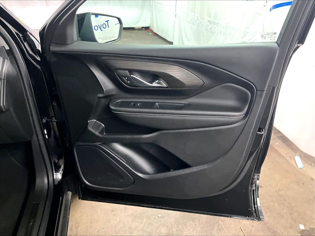 Used 2024 Black GMC SLT image 12