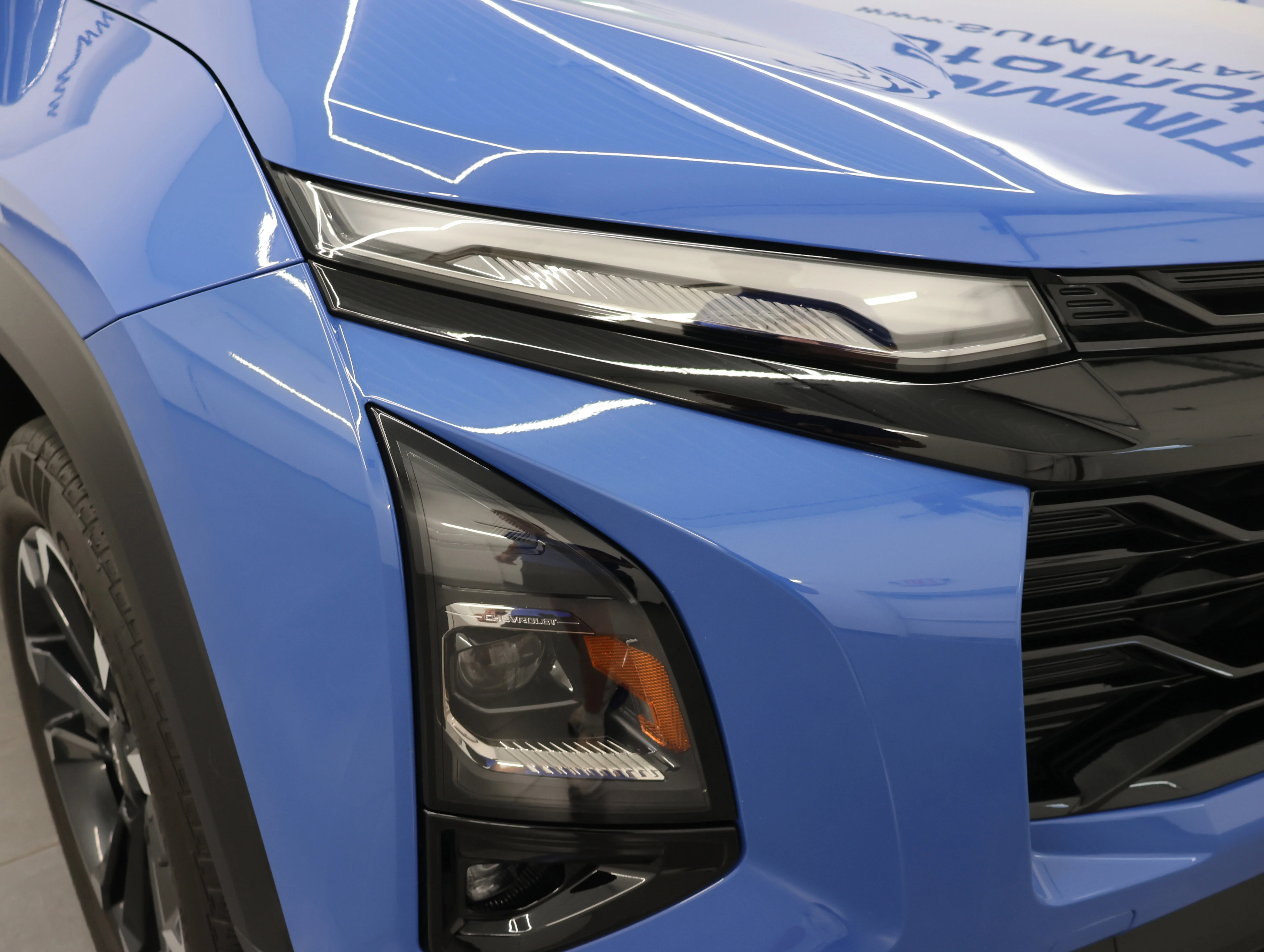 Used 2025 Reef Blue Metallic Chevrolet RS image 28