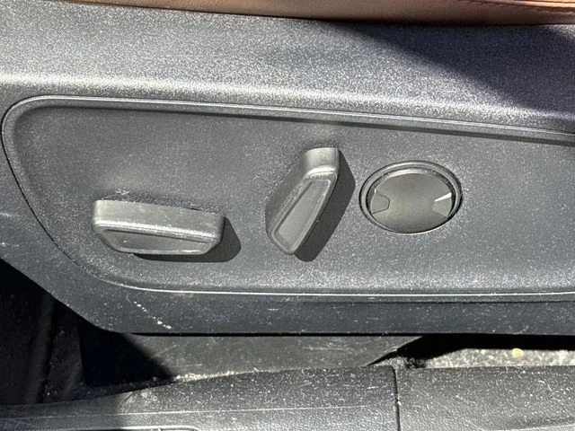 Used 2021  Ford Outer Banks image 28