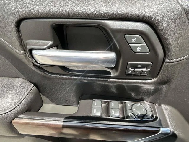 Certified Used 2019 Dark Sky Metallic GMC SLT image 17
