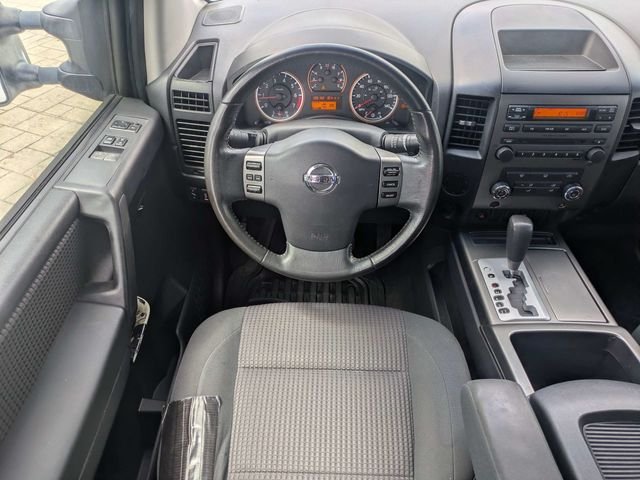 Used 2008 White Nissan SE image 15