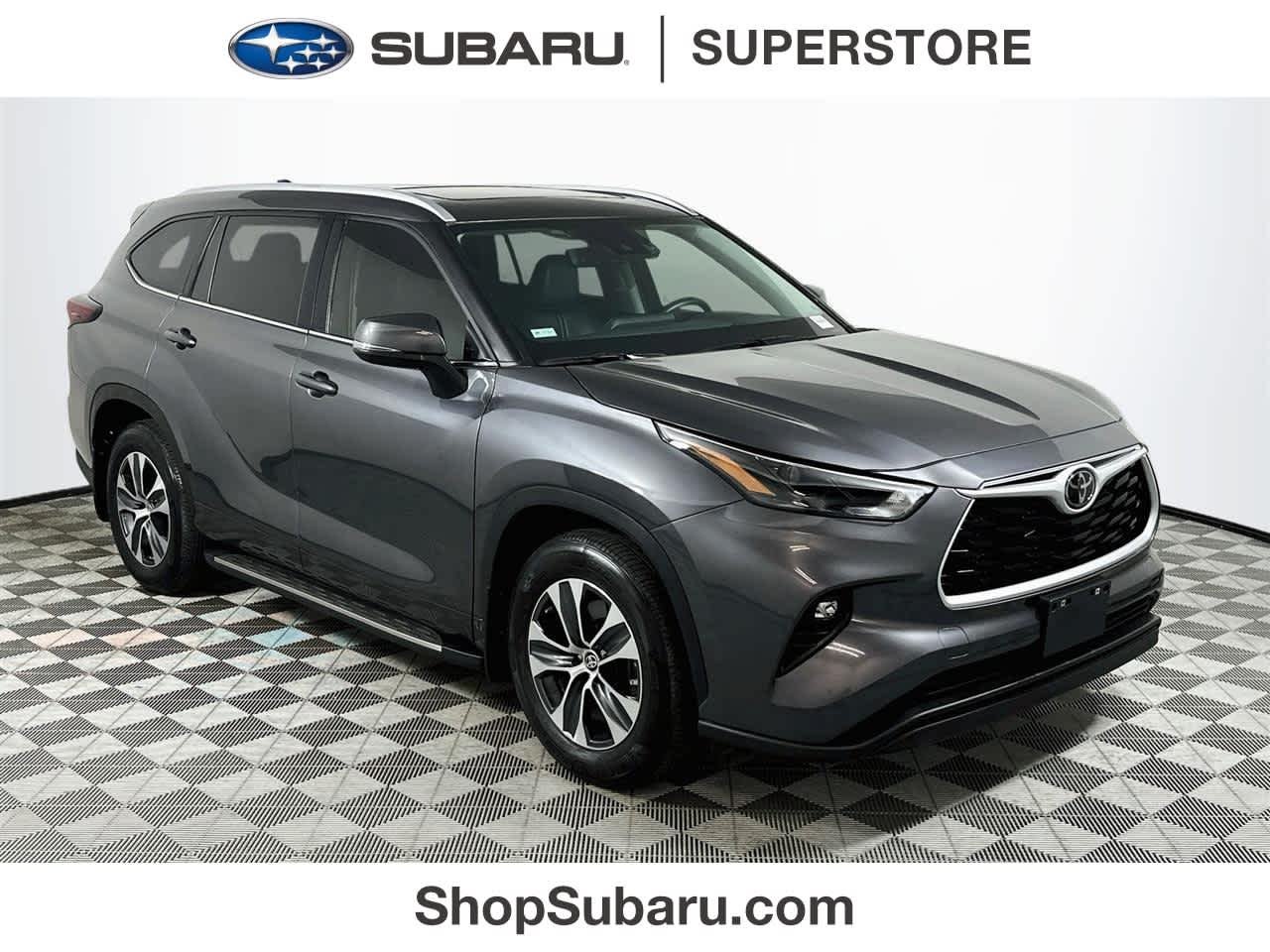 2024 Toyota Highlander XLE