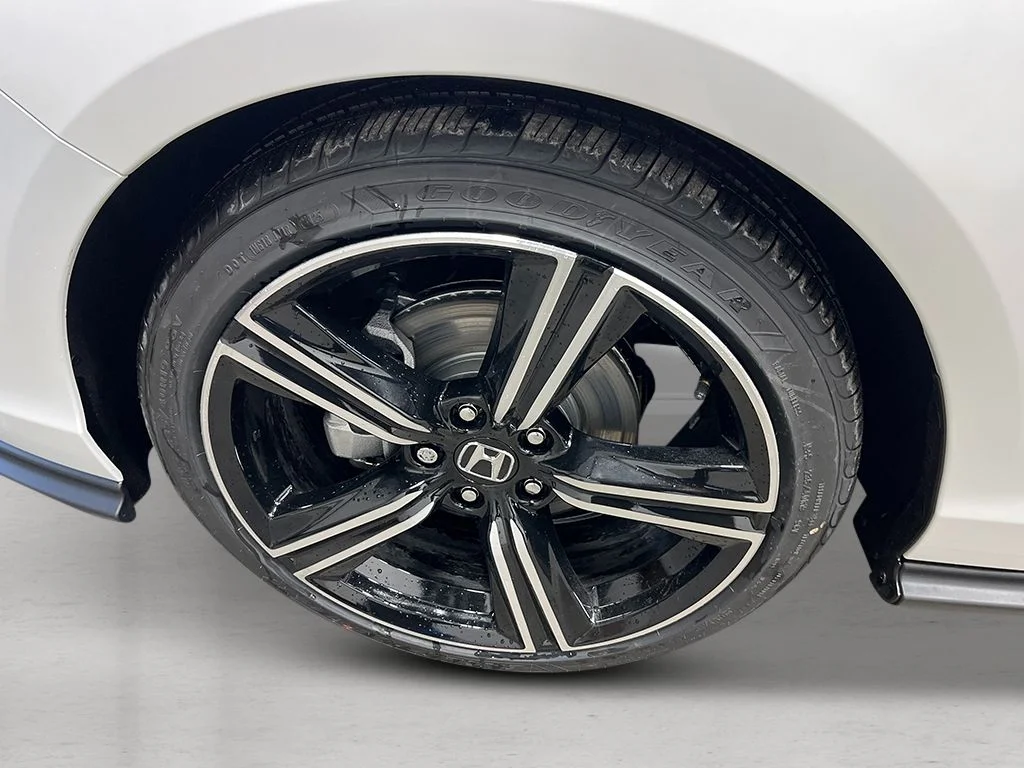 New 2026 Platinum White Pearl Honda SE image 12
