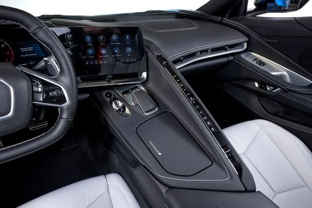 Used 2021 Rapid Blue Chevrolet Stingray image 25