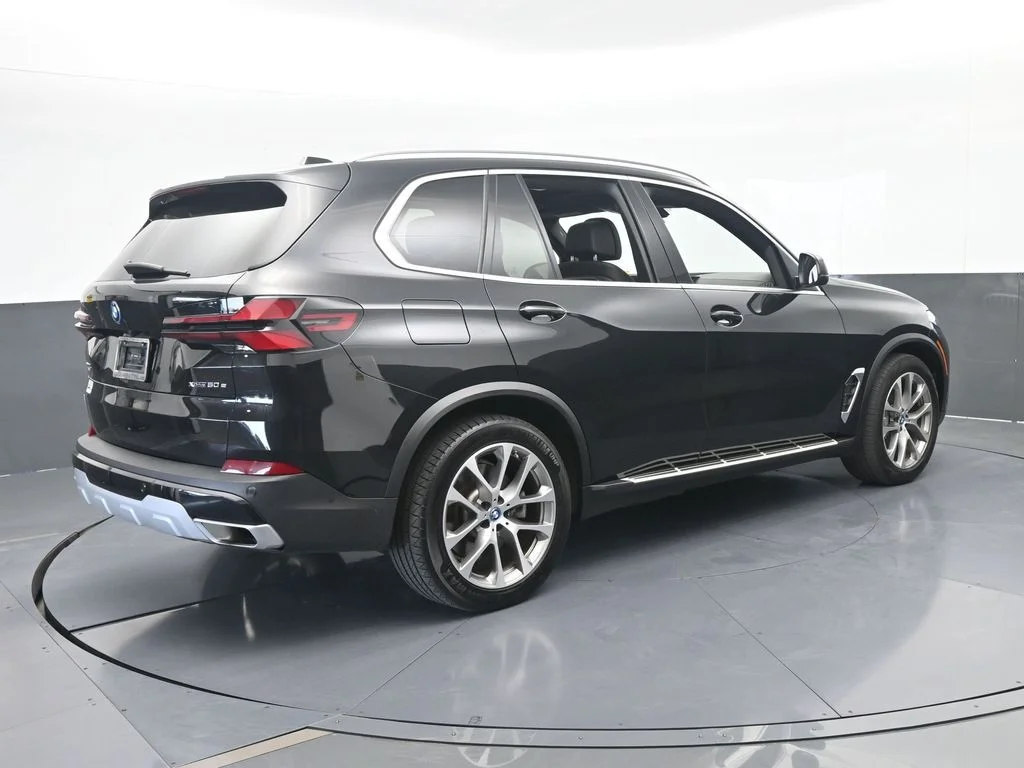 Used 2025 Black Sapphire Metallic BMW xDrive50e image 6