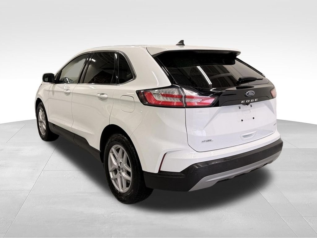 Used 2024 White Ford  image 3