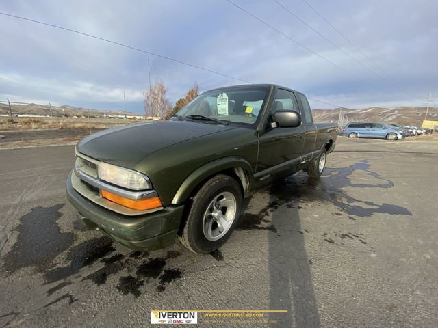 2001 Chevrolet S-10 LS