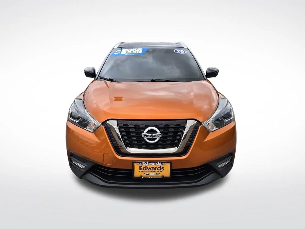 Used 2020 Orange Nissan SR image 8