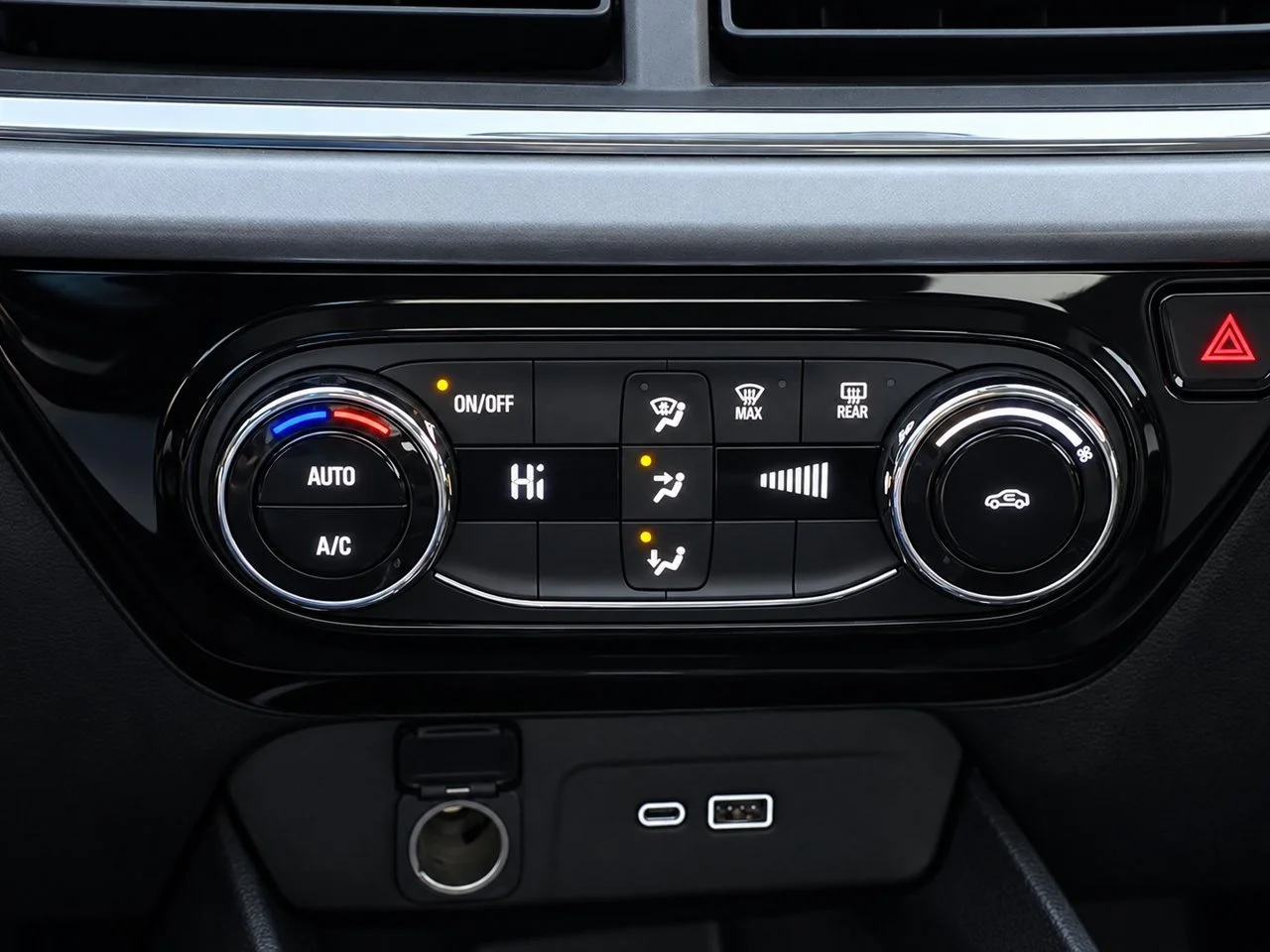 Used 2024 Summit White Chevrolet LT image 17