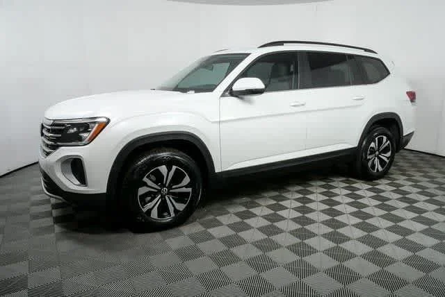 2026 Volkswagen Atlas SE - Photo 5