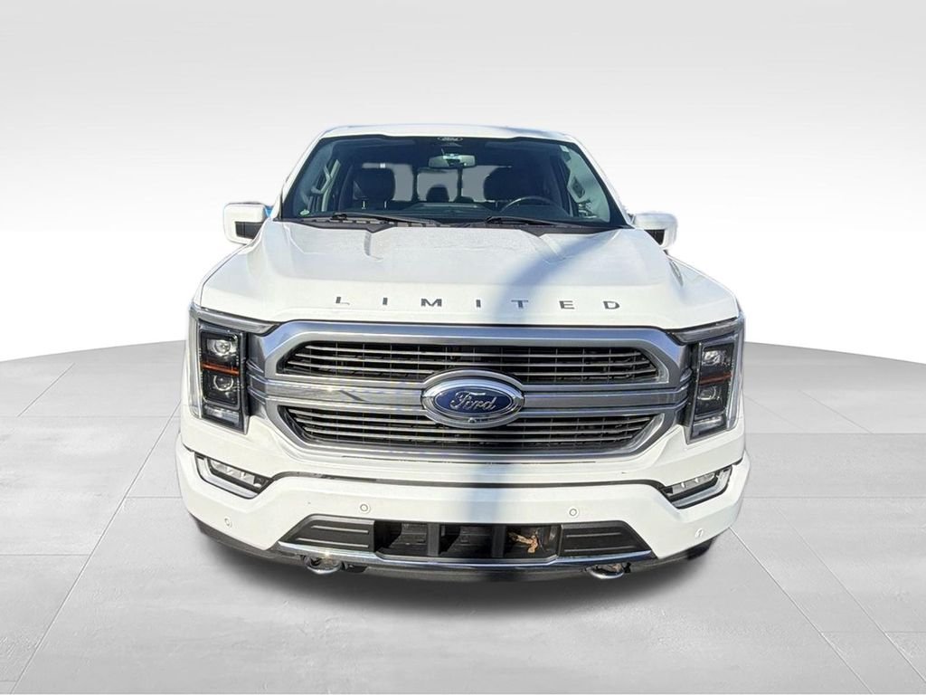 Used 2022 White Ford Limited image 10