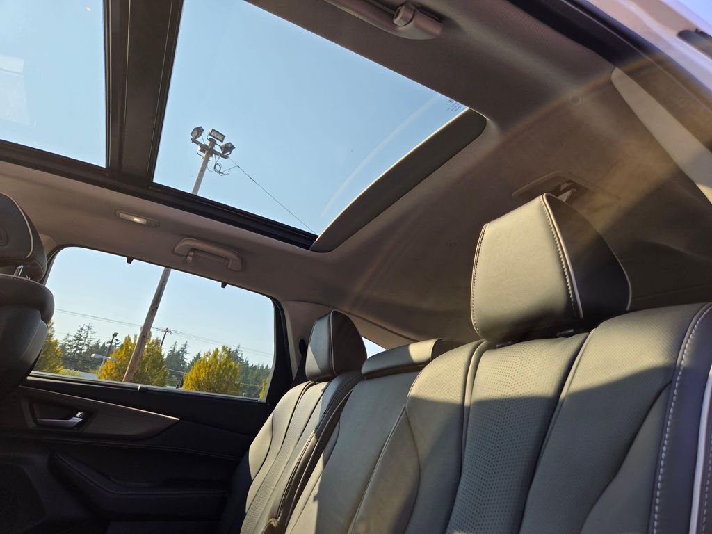 Used 2024 White Acura Advance image 18