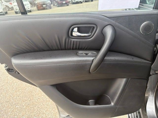 Used 2022 Gun Metallic Nissan SL image 15