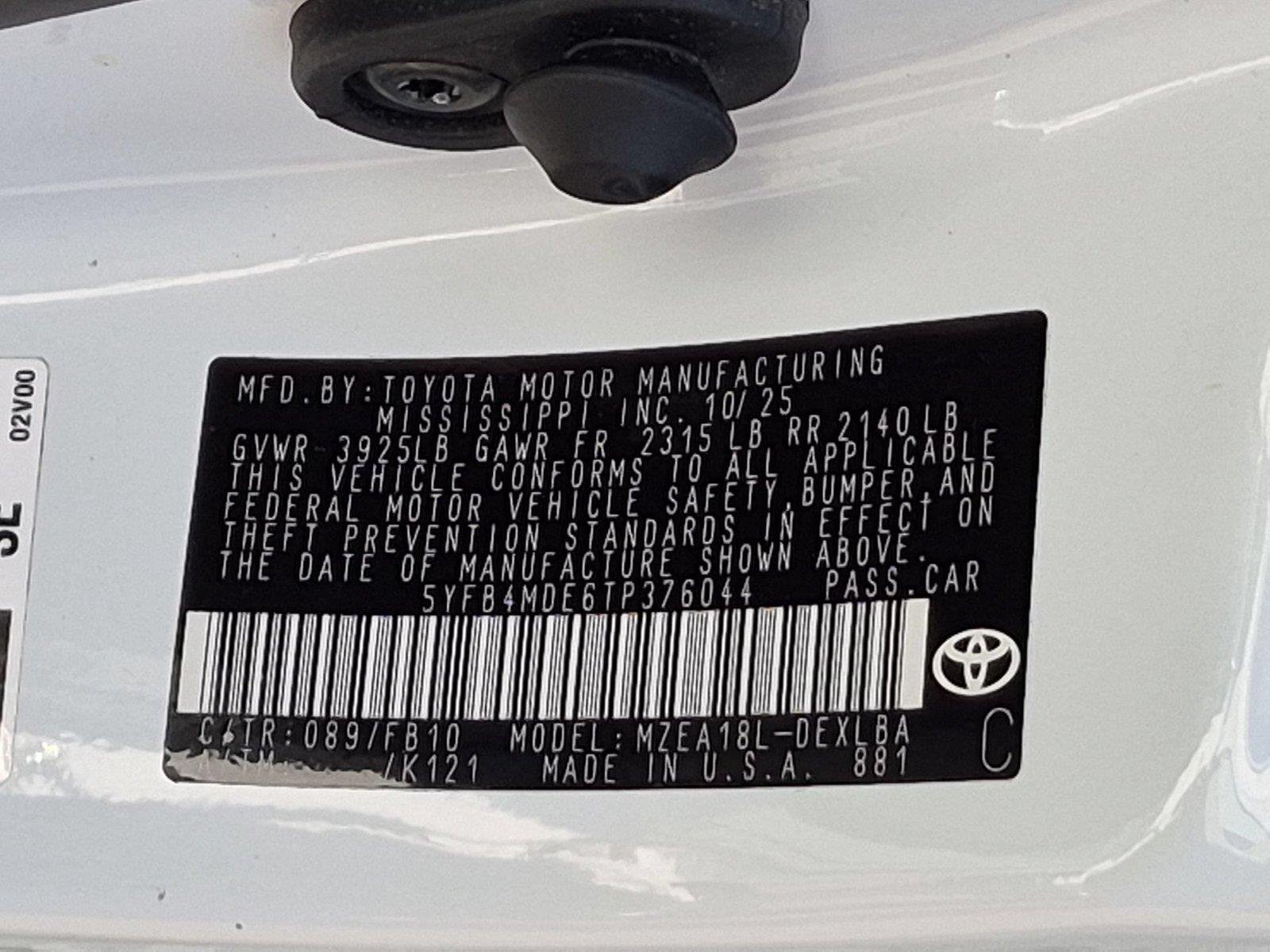 Used 2026 Wind Chill Pearl Toyota LE image 36
