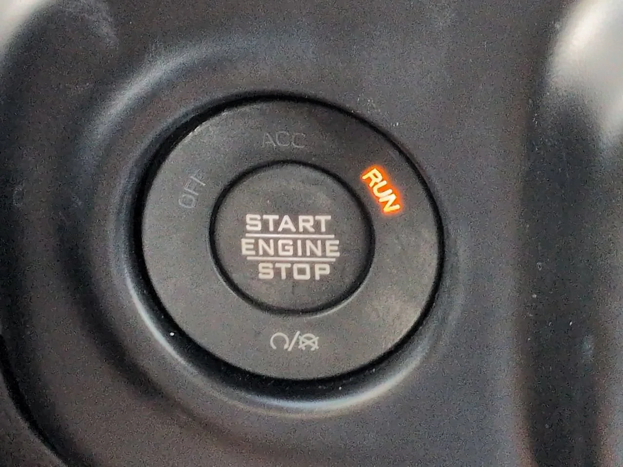 Used 2023 Blue Pearl Jeep Willys image 25