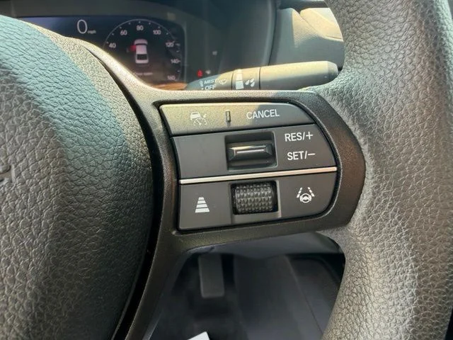 Used 2023 White Honda LX image 23