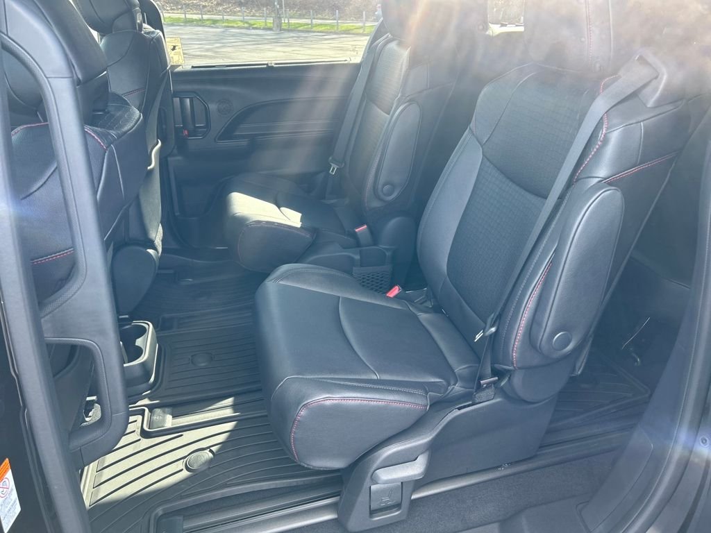 2026 Toyota Sienna XSE - Photo 26