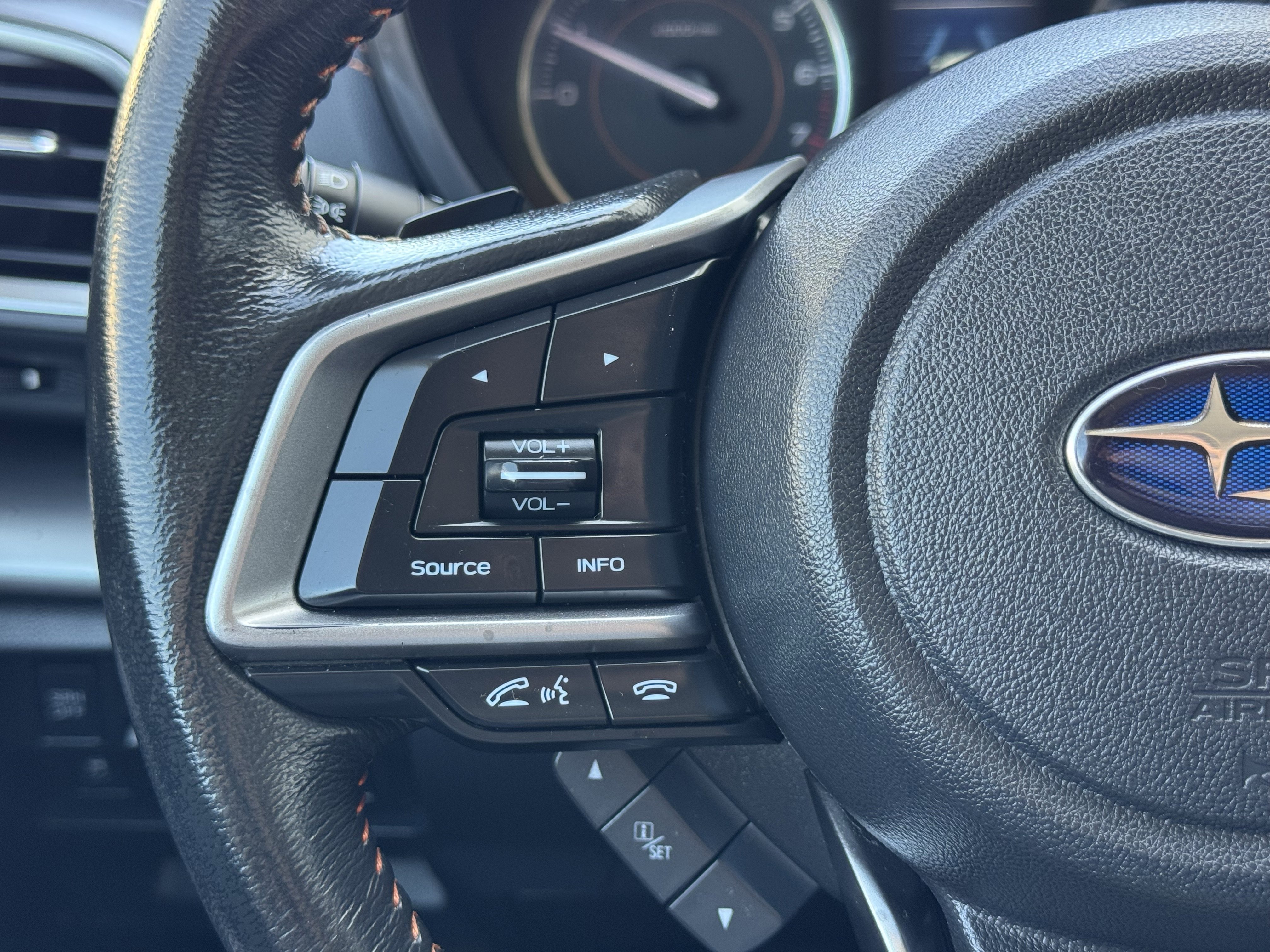 Used 2019 Gray Subaru 2.0i Limited image 34