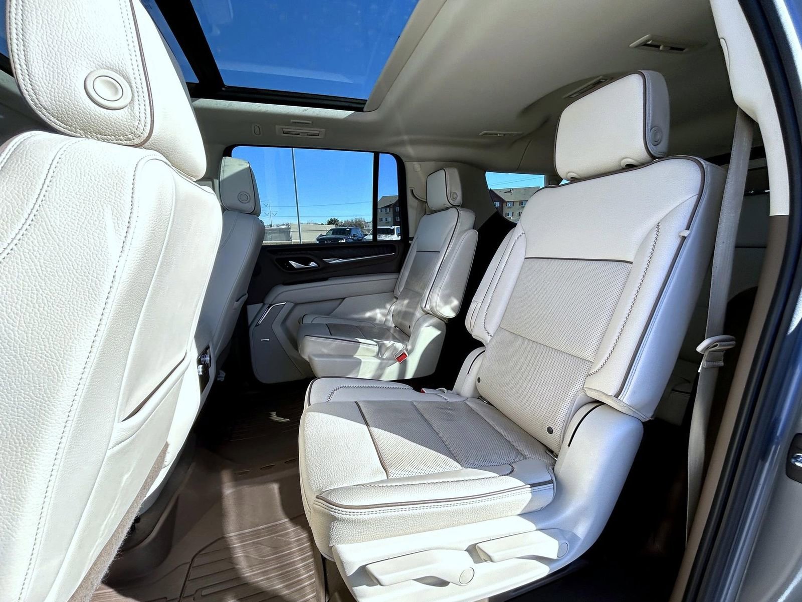 2022 GMC Yukon XL Denali - Photo 20