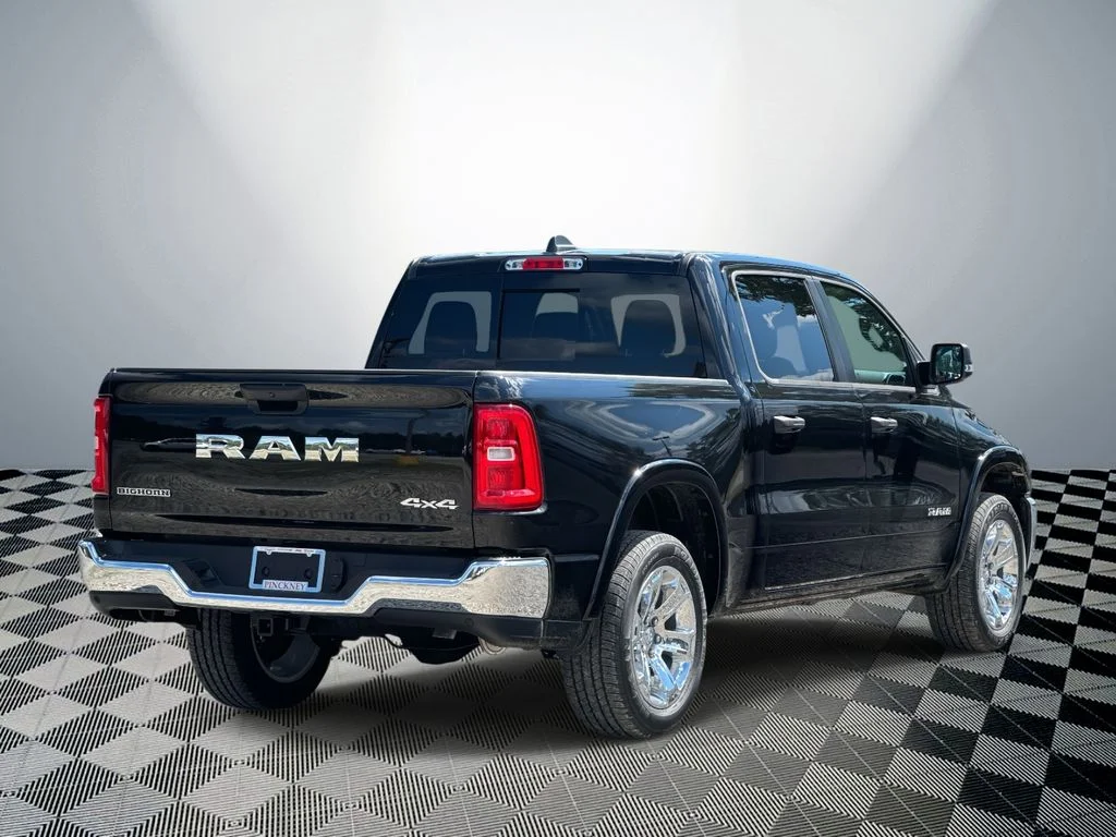 New 2025 Diamond Black Crystal Pearl-Coat Exterior Paint RAM Big Horn/Lone Star image 5
