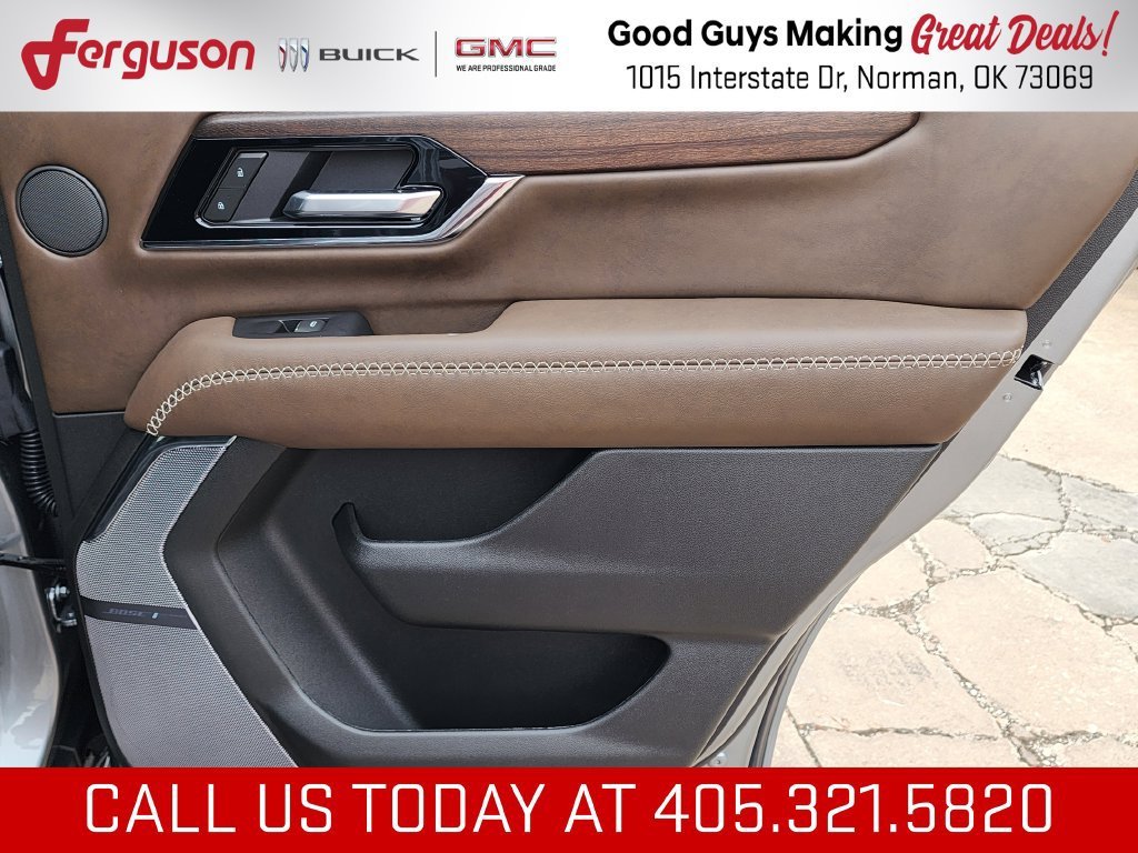 2026 GMC Yukon Denali Ultimate - Photo 49