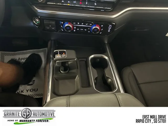 2026 GMC Sierra 1500 SLT - Photo 13