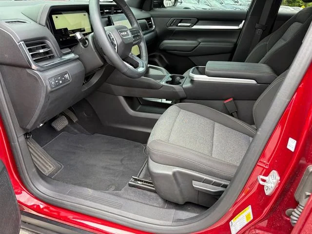 Used 2025 Volcanic Red Tintcoat GMC Elevation image 9