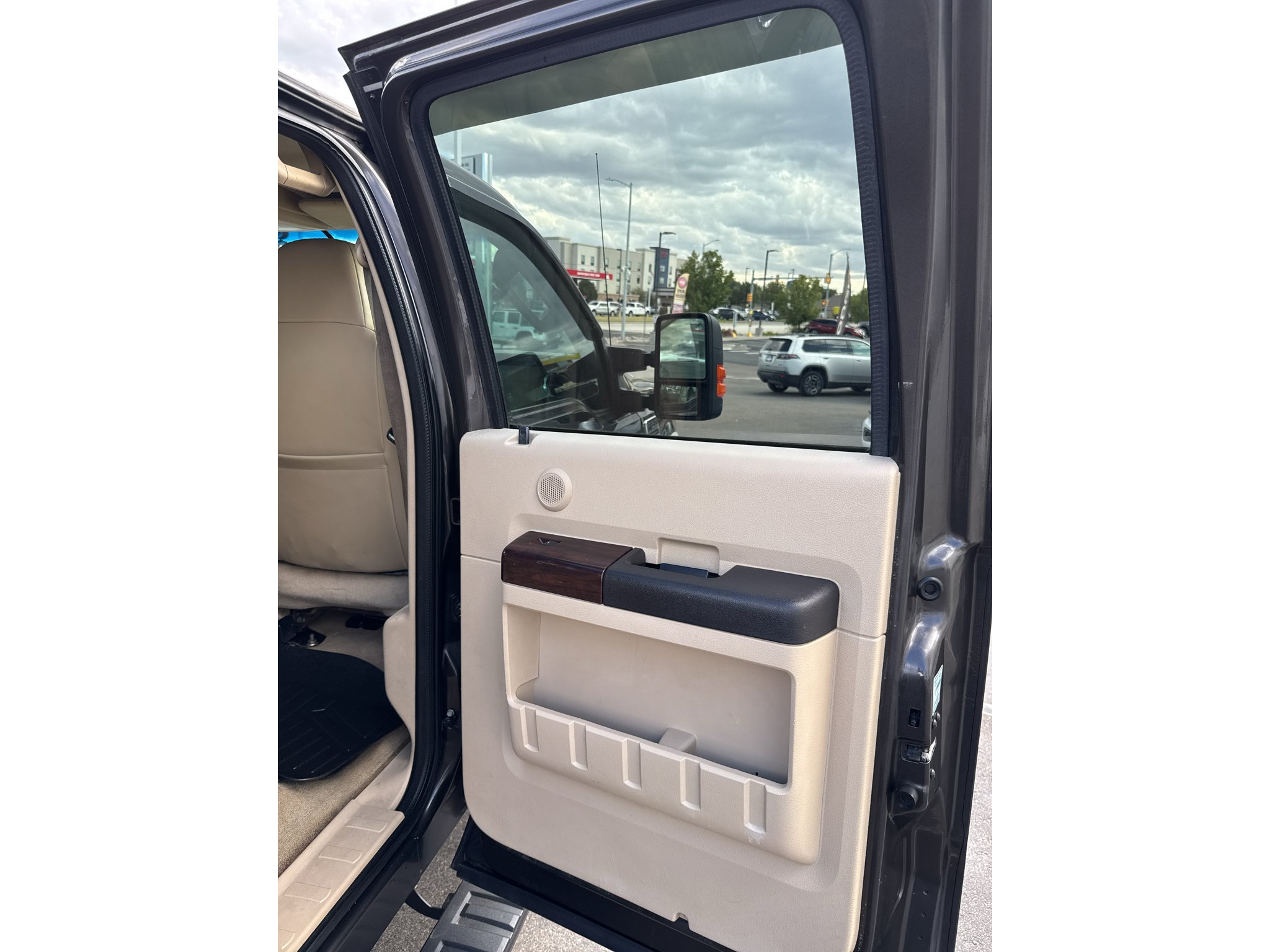 Used 2008 Dark Stone Clearcoat Metallic Ford Lariat image 21
