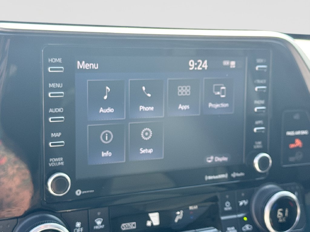 Used 2022 Moon Dust Toyota XLE image 17