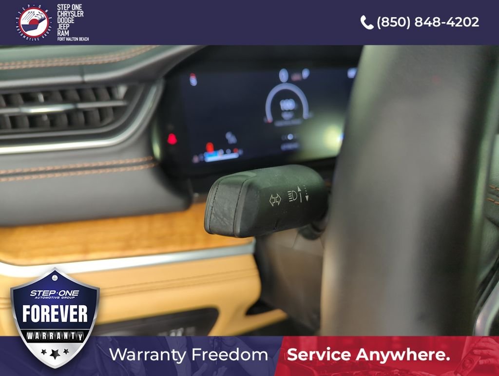 Used 2021 Silver Jeep Summit image 20