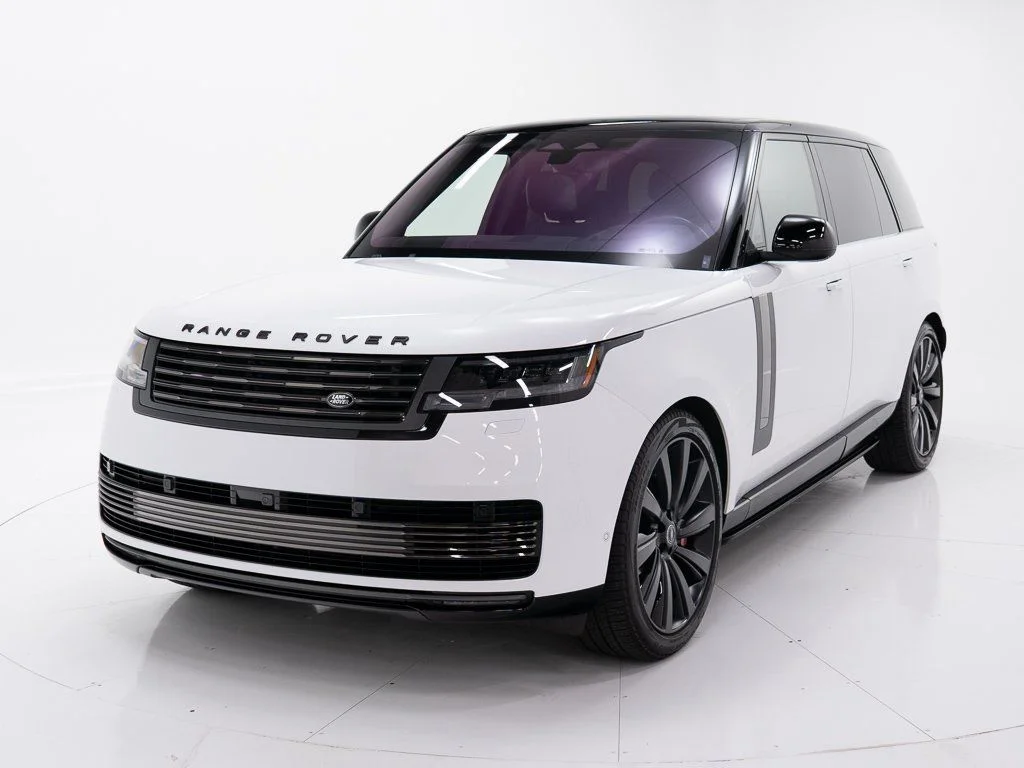 Used 2023 Ostuni Pearl White Land Rover SV LWB P530 image 1
