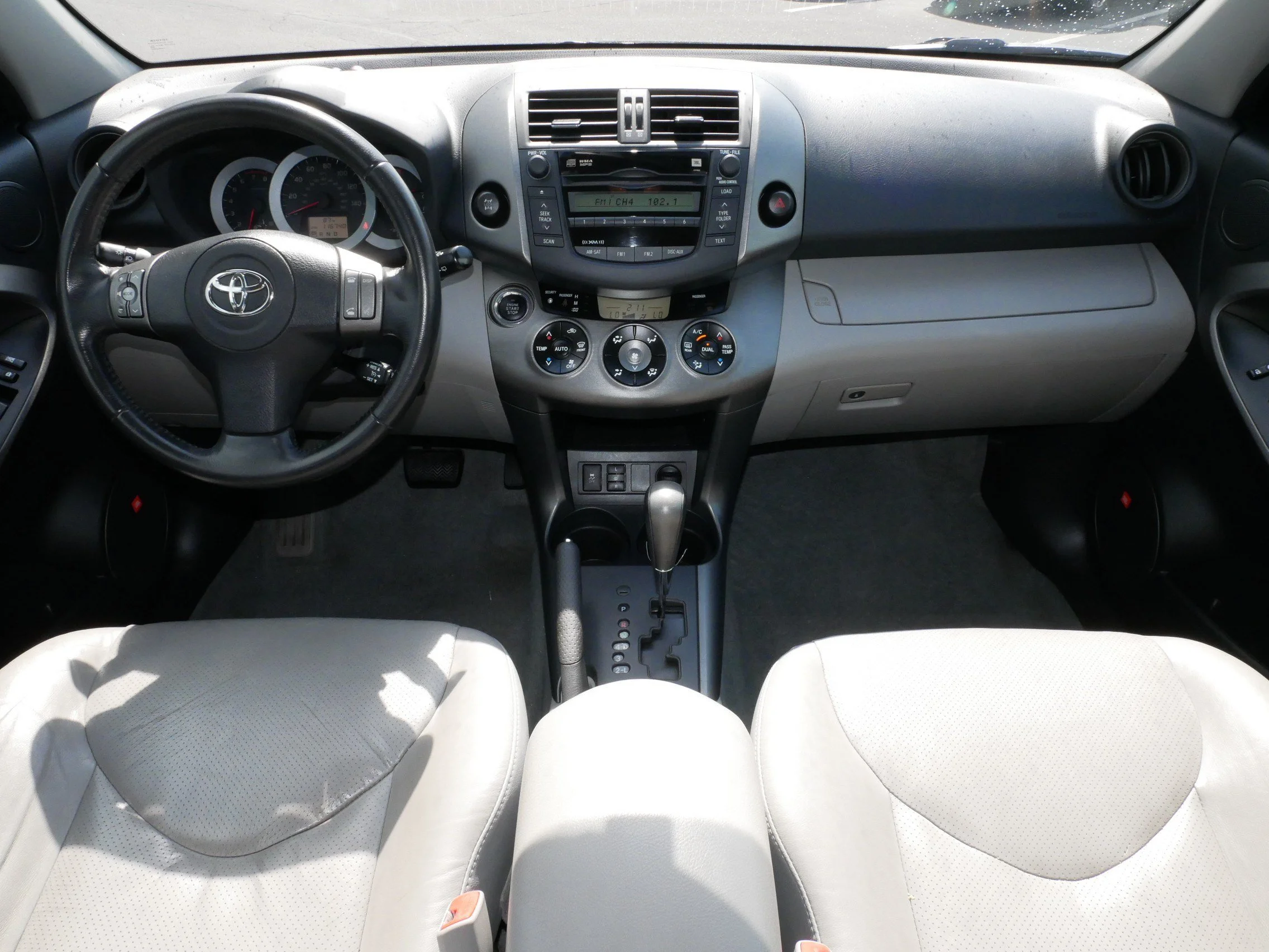 Used 2011 Black Toyota Ltd image 10