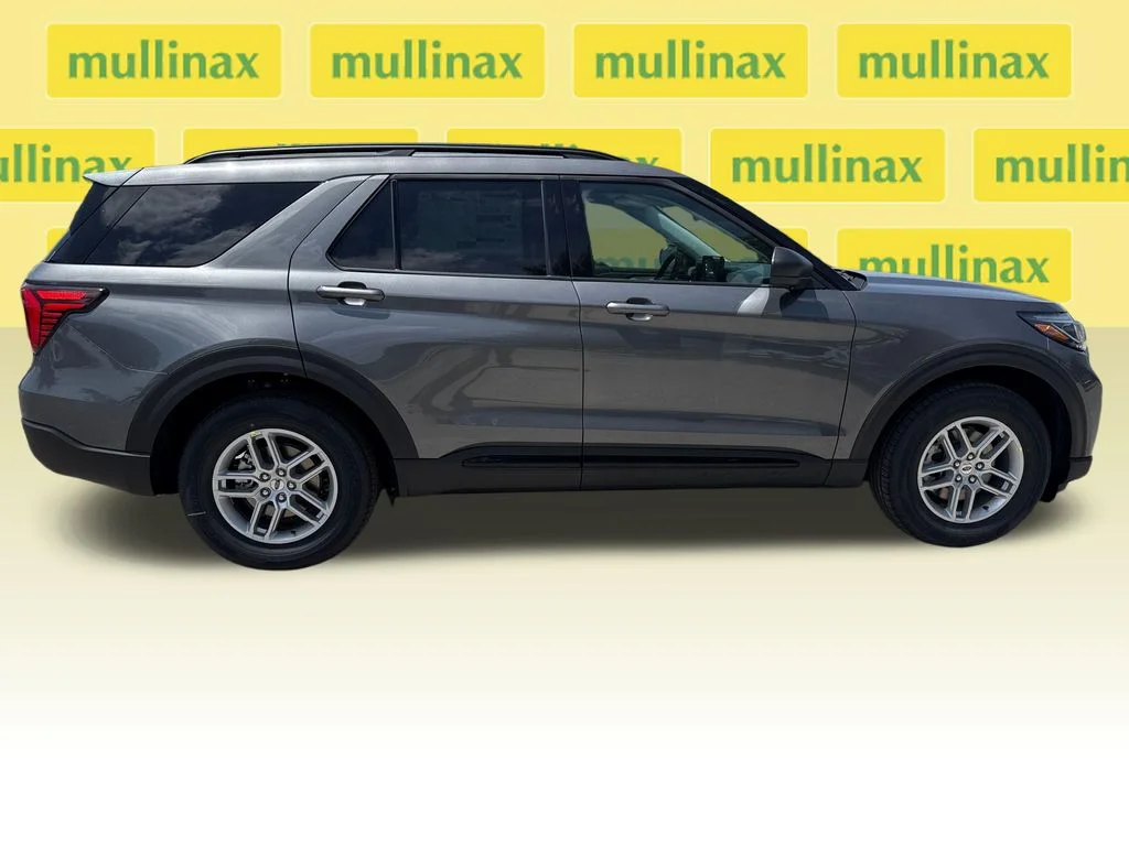 New 2026 Gray Ford Active image 16