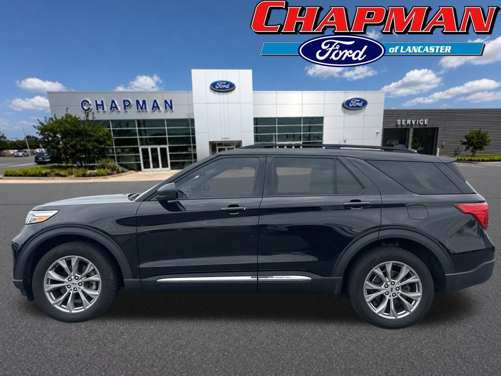Used 2023 Black Ford XLT image 2